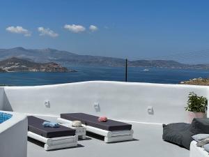 una vista sull'oceano da una villa di Eye of Naxos a Naxos Chora