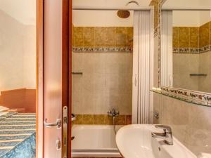 Uma casa de banho em Hotel Centro Cavour Roma