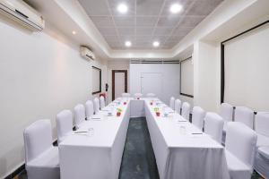 Konferenční prostory v ubytování 7 Apple Hotel Pimpri Pune