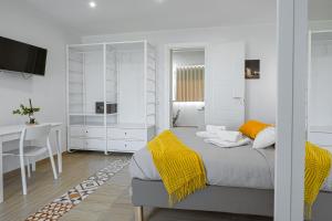 A bed or beds in a room at Bosco Mattavona