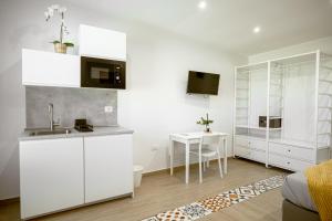 A kitchen or kitchenette at Bosco Mattavona
