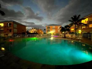 Gallery image of Superbe logement classé 4 etoiles -Piscine- Restaurants in Saint Martin