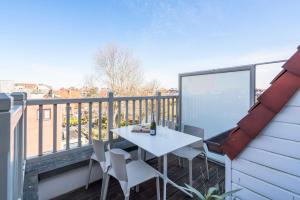Rõdu või terrass majutusasutuses Smeysea - Stylish apartment in Sint-Idesbald