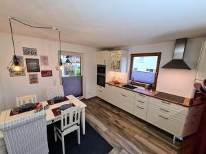 Φωτογραφία από το άλμπουμ του Seenahe Gartenwohnung in Schondorf σε Schondorf am Ammersee