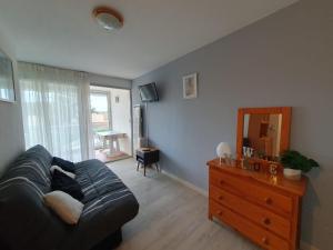 Posedenie v ubytovaní Appartement avec piscine proche plage et commerces