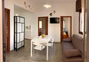 TV a/nebo společenská místnost v ubytování Noemi Holiday House