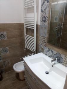 Kúpeľňa v ubytovaní Il Coriandolo 2
