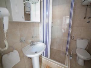Gallery image of Guest House 4M in Petrovac na Moru