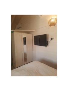 ẔofarShkutai Hottub Arava的相册照片