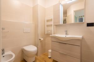 A bathroom at Italianflat - Vittoria Suite
