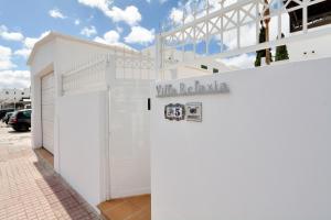 Fotografia z galérie ubytovania Lovely 3-Bed Villa in Puerto del Carmen v destinácii Puerto del Carmen