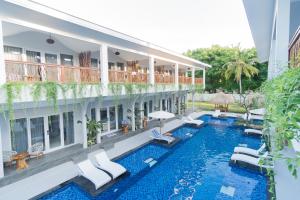 Бассейн в Sea Shell Resort или поблизости