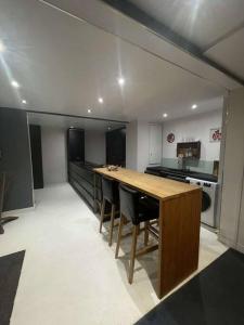 Zdjęcie z galerii obiektu Loft 8 personnes, centre ville Rouen w Rouen