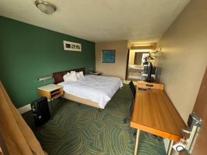 Ảnh trong thư viện ảnh của Hilltop Inn Pittsburgh ở Pittsburgh