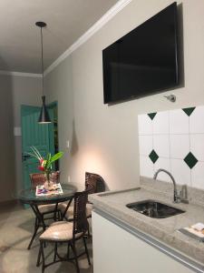 Μια τηλεόραση ή/και κέντρο ψυχαγωγίας στο Flats Naturando's