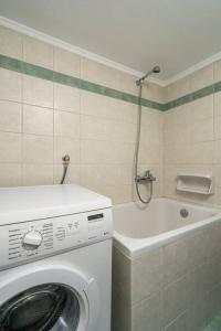Imagen de la galería de Classy & Comfy 1 BD Apt 4' to Acropolis, en Atenas