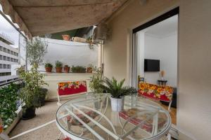 Imagen de la galería de Classy & Comfy 1 BD Apt 4' to Acropolis, en Atenas 19 fotos más
