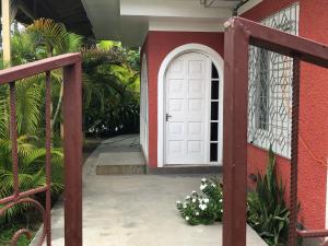 Afbeelding uit fotogalerij van Negril Beachside in Negril +14 foto's