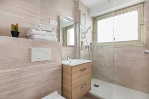 Kúpeľňa v ubytovaní Studio Cozy close Croisette- Hyper centre + 5 fotografií