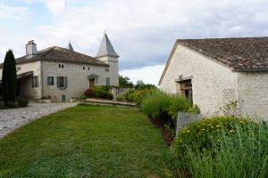 Vonkajšia záhrada v ubytovaní Chateau de la Segue