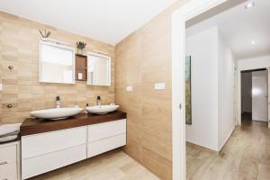 Fotografie z fotogalerie ubytování Modern First Line v destinaci Almuñécar