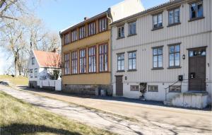 Beautiful Apartment In Gamle Fredrikstad With Wifi And 3 Bedrooms