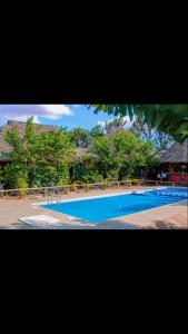 Swimmingpoolen hos eller tæt på Jambo Afrika Resort