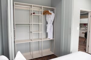 Postel nebo postele na pokoji v ubytování Hotel Tano Guam