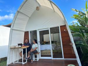 Balkón nebo terasa v ubytování Volcano rim Kintamani