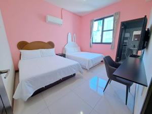 Ліжко або ліжка в номері Have FUN villa