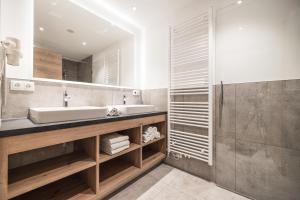 Koupelna v ubytování Hotel Gasthof Stoanerhof + 36 fotografií