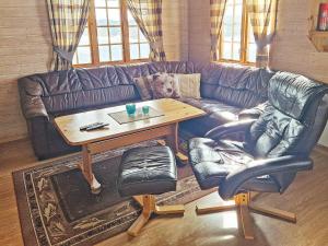 Posezení v ubytování 6 person holiday home in Nordli-By Traum
