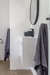 Φωτογραφία από το άλμπουμ του Millrock Beach House σε Plettenberg Bay