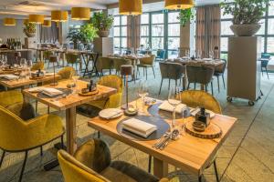 Restaurace v ubytování Parkhotel Tjaarda