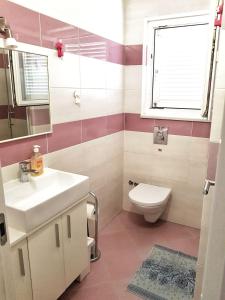 Koupelna v ubytování Apartmani Vrančić