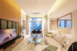 Posezení v ubytování Luxury Oasis 2 Bed in Downtown 7 mins to Dubai Mall