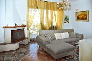 Khu vực ghế ngồi tại Casa Graziella the top holiday home