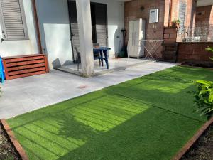 A garden outside Sweet Maison