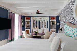 Ліжко або ліжка в номері Capri Tiberio Palace - The Leading Hotels of the World