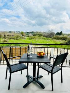 A balcony or terrace at Bella House Nikiti