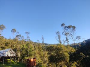 Priroda u blizini luksuznog šatora