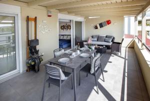 Gallery image of Sea view penthouse in Vari in Vari