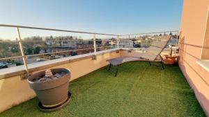 Balkon lub taras w obiekcie Le SMART - Parking - Terrasse - Wifi - Mulhouse - Relax BNB