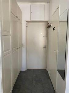 ห้องน้ำของ Yksiö+autopaikka/Small apt.+free parking