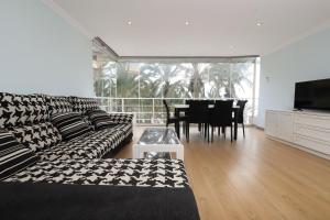 Photo de la galerie de l'établissement DIFFERENTFLATS Rubens, à Salou 27 autres photos