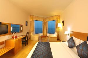 TV/Unterhaltungsangebot in der Unterkunft The Quilon Beach Hotel and Convention Center