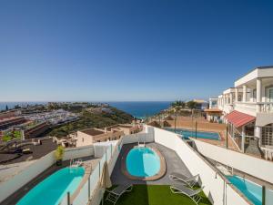 Πισίνα στο ή κοντά στο Mirador del Mar Villas