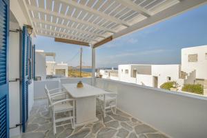 A balcony or terrace at Piperi-2 Bedroom home