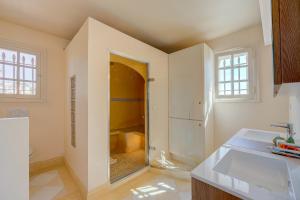 Kuchyňa alebo kuchynka v ubytovaní Maison Marine - Happy Rentals