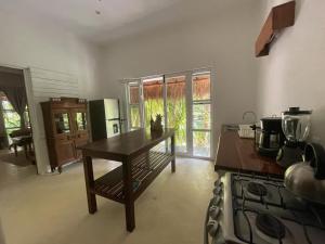 Příslušenství pro přípravu čaje a kávy v ubytování Casa Zaba + 25 fotografií
